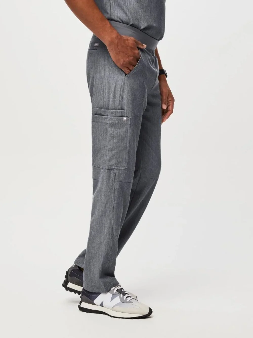 Figs Axim Straight-Leg Cargo Scrub Pant Mens Size Medium Medical Dental Vet